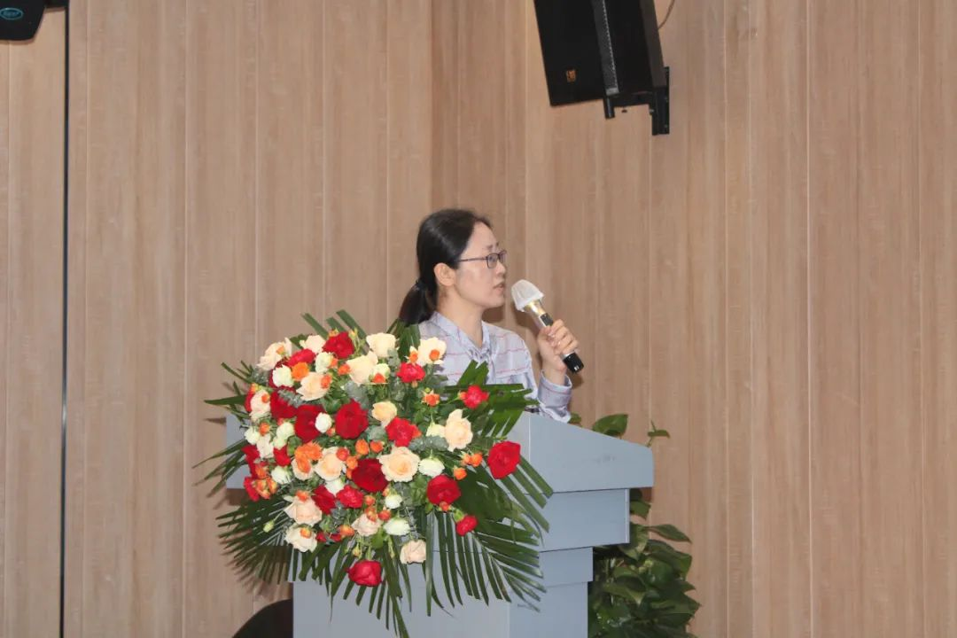 �ڲ�����Ϸ������(�й�)רҵ����,����Ϊ��