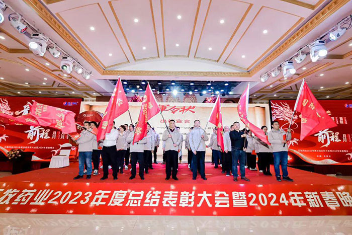 �ڲ�����Ϸ������(�й�)רҵ����,����Ϊ��